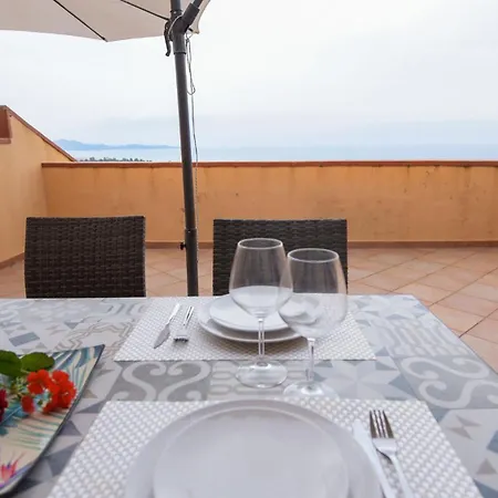 Welcomely - Paola B Apartamento Costa Rei