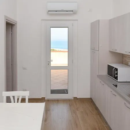 Welcomely - Paola B Apartamento Costa Rei